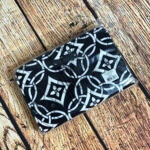 Vera Bradley Zip Around Wristlet -‎ Concerto